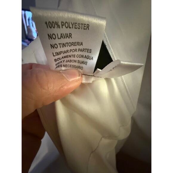 Beautiful Mac Duggal Wedding Dress/Gown Size 12 - Picture 8 of 10